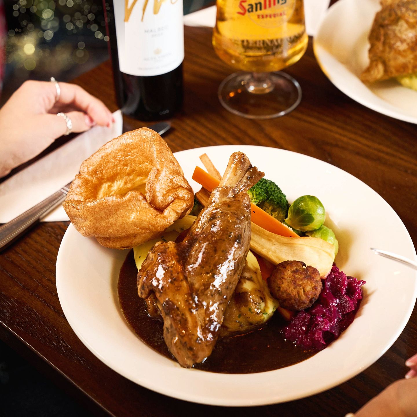 Christmas Day 2025 Lunch, Dinner & Dining at The Swan & Cygnet in Wakefield